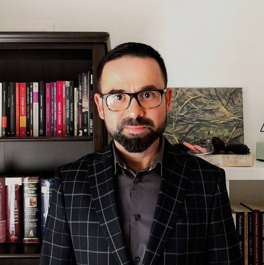 Laurenţiu Balcan ◉ Un pastor crește odată cu comunitatea pe care o slujește...