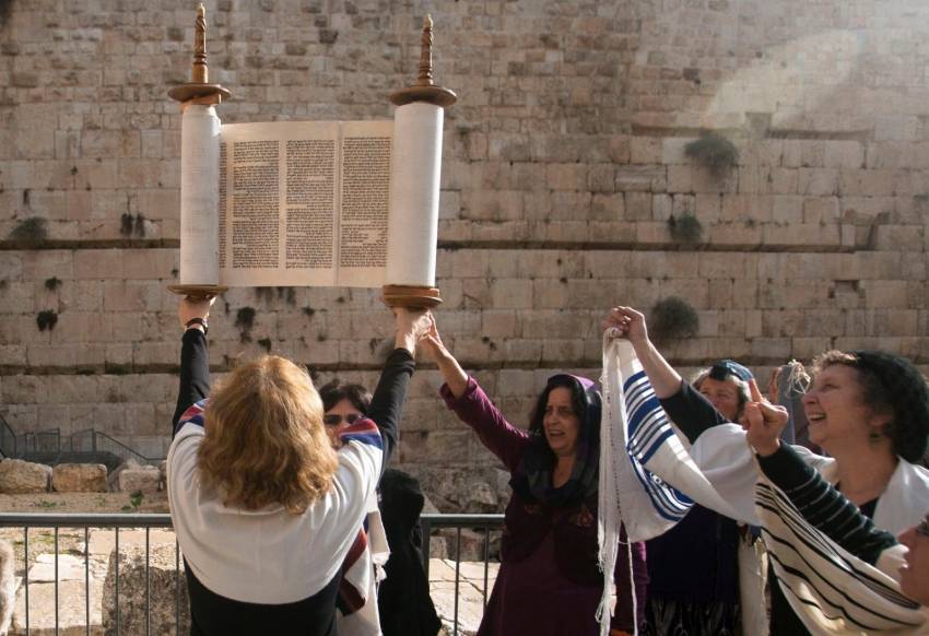 Otniela-Daniela Onu ◉ Purimul – Sărbătoarea Esterei… şi a lui Mordechai