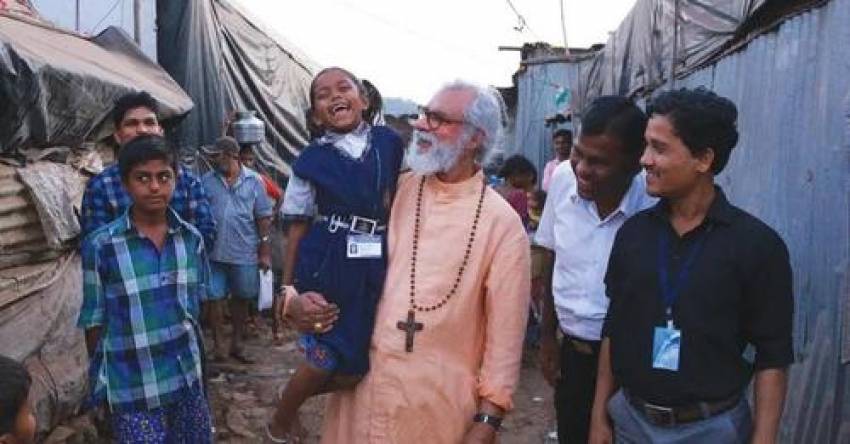 Fondatorul Gospel for Asia, KP Yohannan, a murit în urma unui stop cardiac după ce a fost lovit de mașină