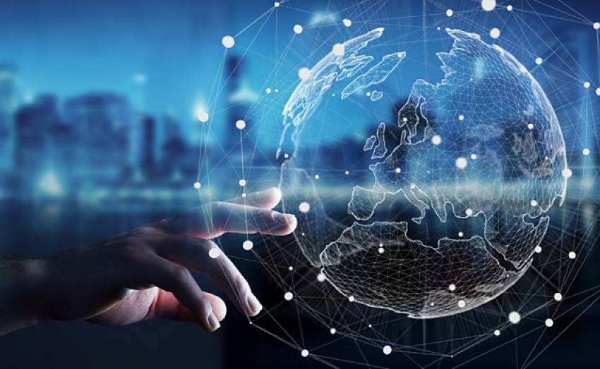 Big Tech și liderii globali pregătesc pe ascuns identități digitale în scopul supravegherii...