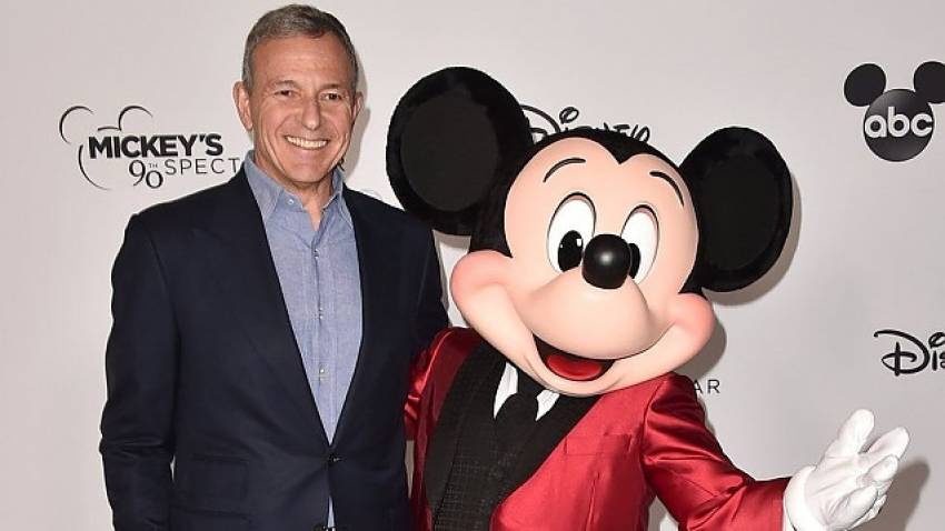 Noul șef Disney insistă să bage ideile LGBT în filmele pentru copii