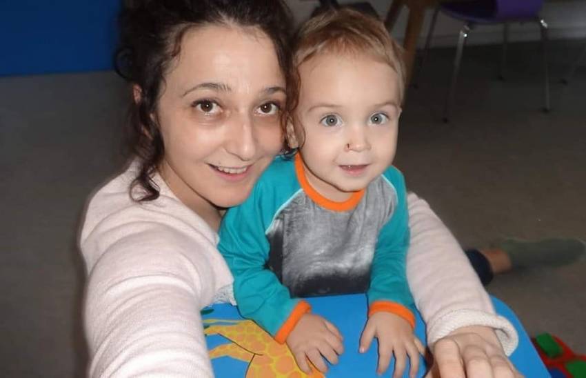 Hermina Gheorghe, o mamă îndurerată care locuiește în Danemarca, caută dreptate, după ce autoritățile daneze i-au luat copilașul