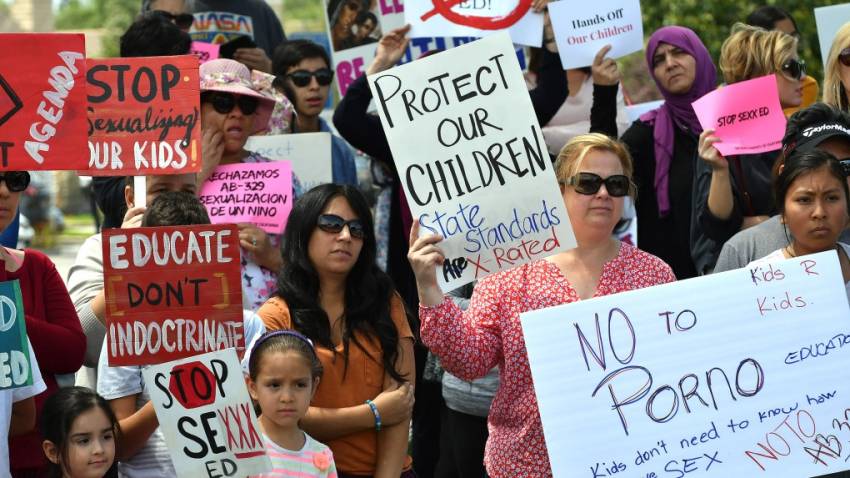 Dezvăluirile șocante ale unui jurnalist: ONU, OMS și Bill Gates vor normalizarea pedofiliei în întreaga lume