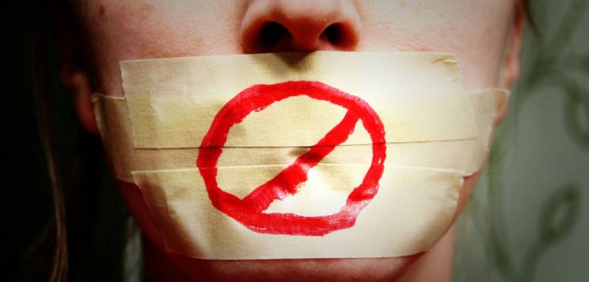 Marile corporații „amenință libertatea de exprimare și libertățile religioase” - arată Indexul afacerilor 2023