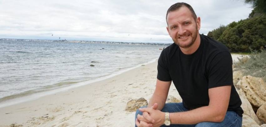 Fost activist homosexual îndeamnă la rugăciune și la luptă în „războiul invizibil” împotriva agendei LGBT