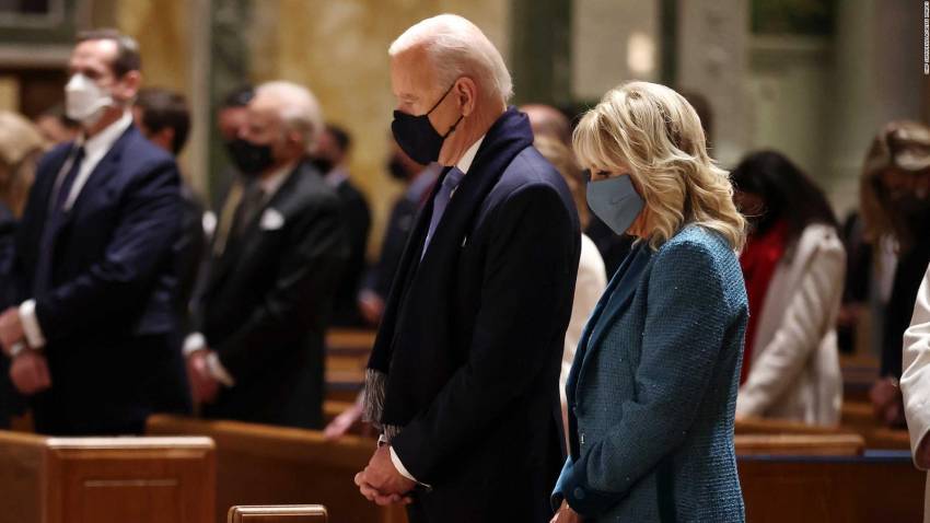 Proclamația președintelui Biden cu ocazia Zilei Naționale de Rugăciune exclude cuvântul „Dumnezeu“