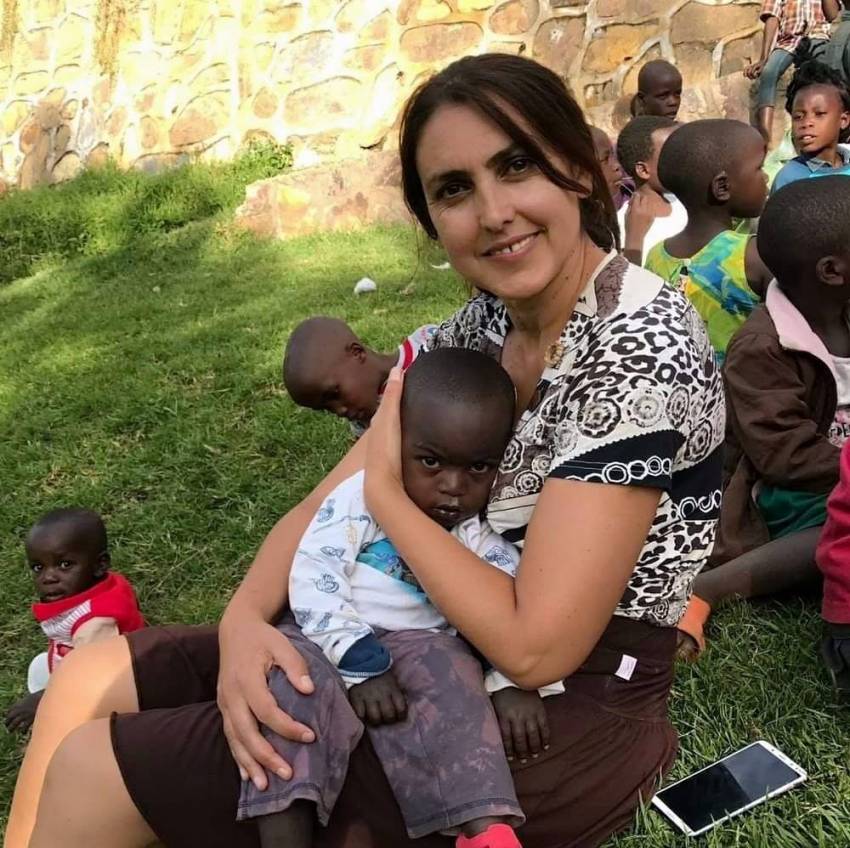 Adina Iuga ◉ Am fost la o fracțiune de secundă de a fi aruncată de pe carosabil...