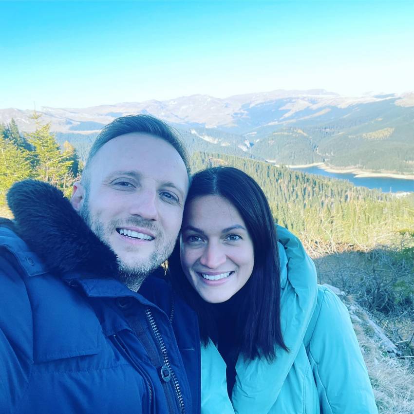 Tony Berbece ◉ “Dar ea e la fel ca tine?”