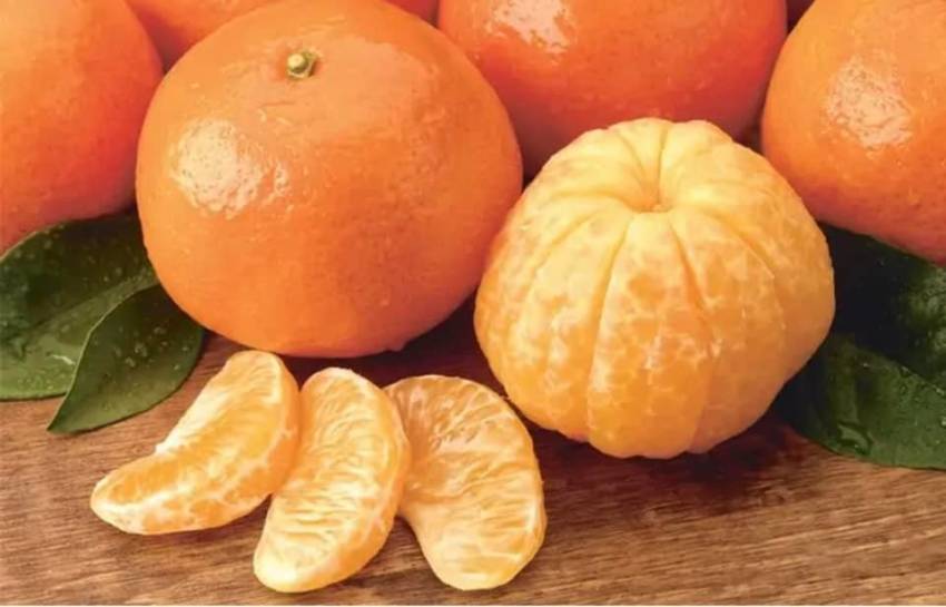 Tony Berbece ◉ Mandarine și alte cele fără sâmburi… 