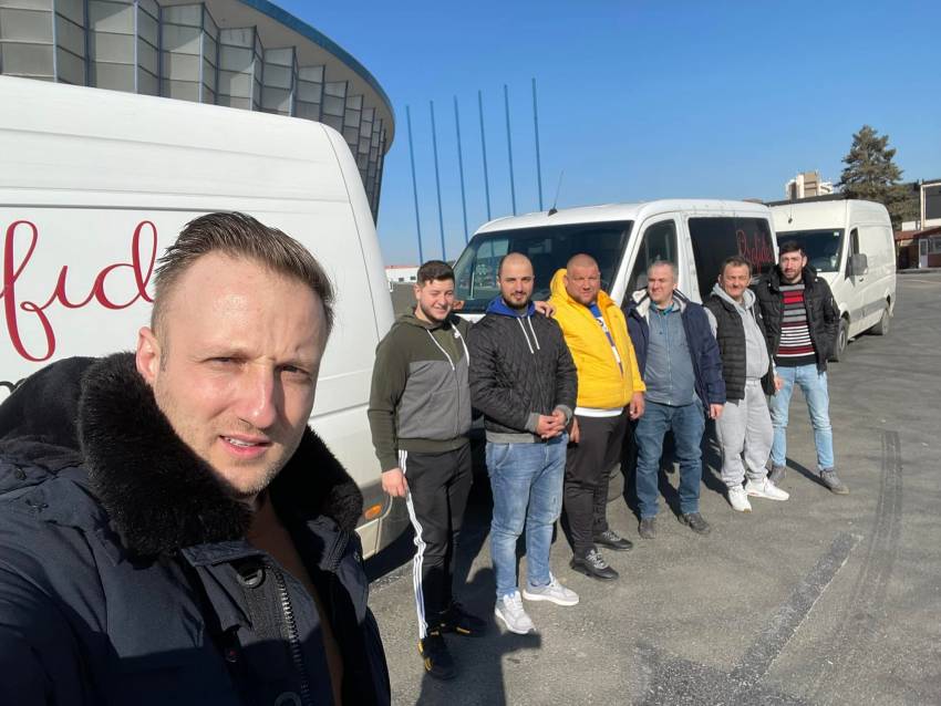 Tony Berbece ◉ Am plecat spre ai noștri