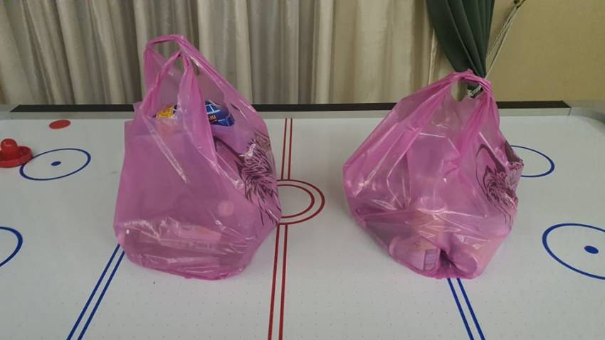 Ghiță Ignat ◉ Povestea acestor două pungi de plastic
