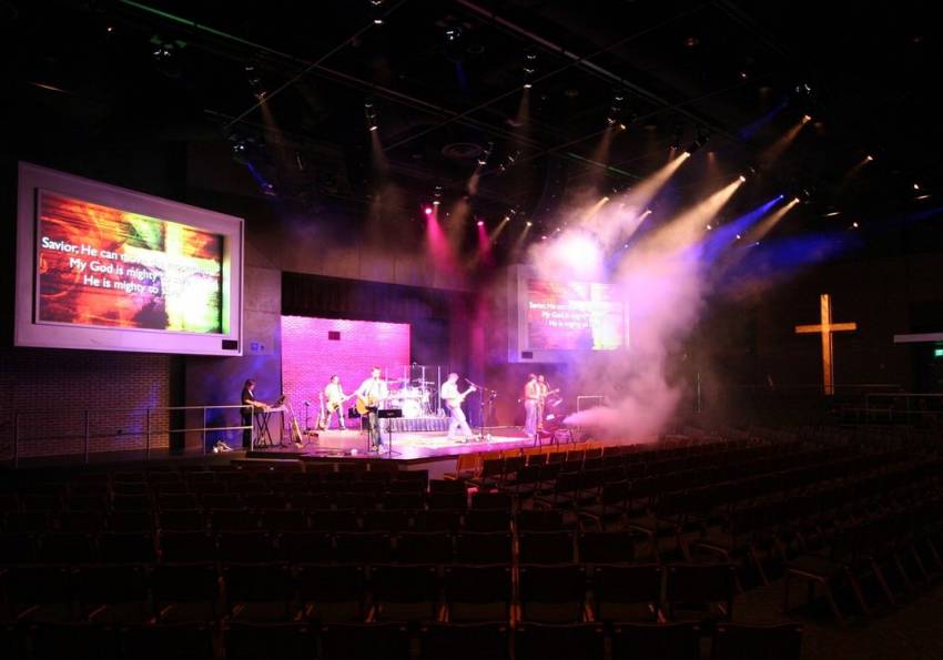 Nelu Filip ◉ CUM ÎI ADUCEM PE OAMENI LA CRISTOS? Seeker Sensitive Church