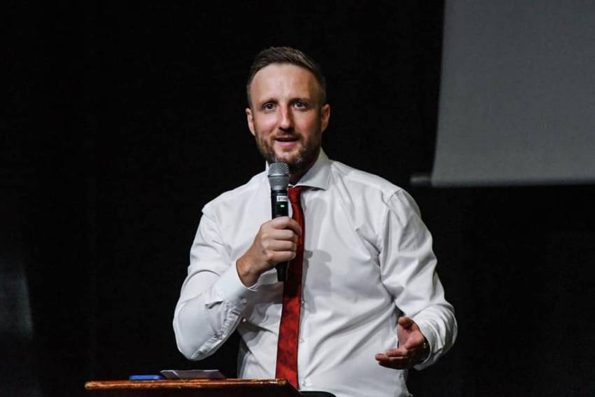 Tony Berbece ◉ A dat vina pe Bigfoot…