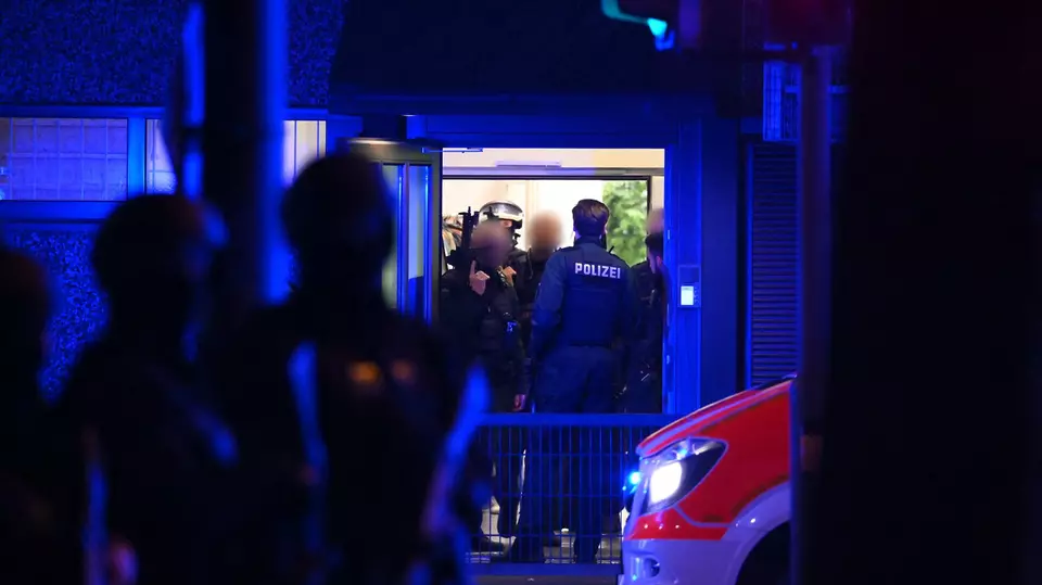 Atac armat la o biserică a Martorilor lui Iehova din Hamburg. Cel puțin opt morți, inclusiv atacatorul 