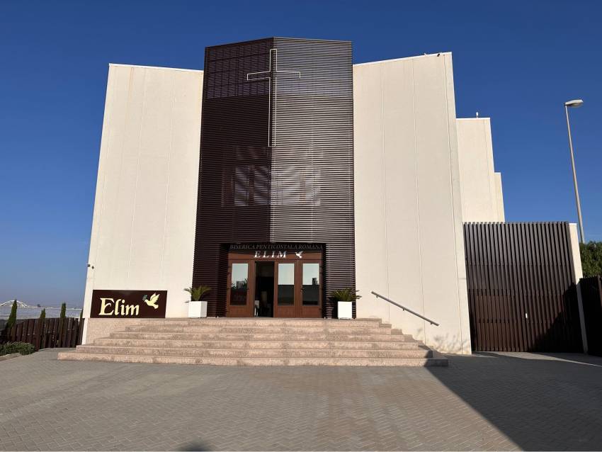 Nelu Filip ◉ CREDINȚA CARE ZIDEȘTE DEPARTE DE CASĂ