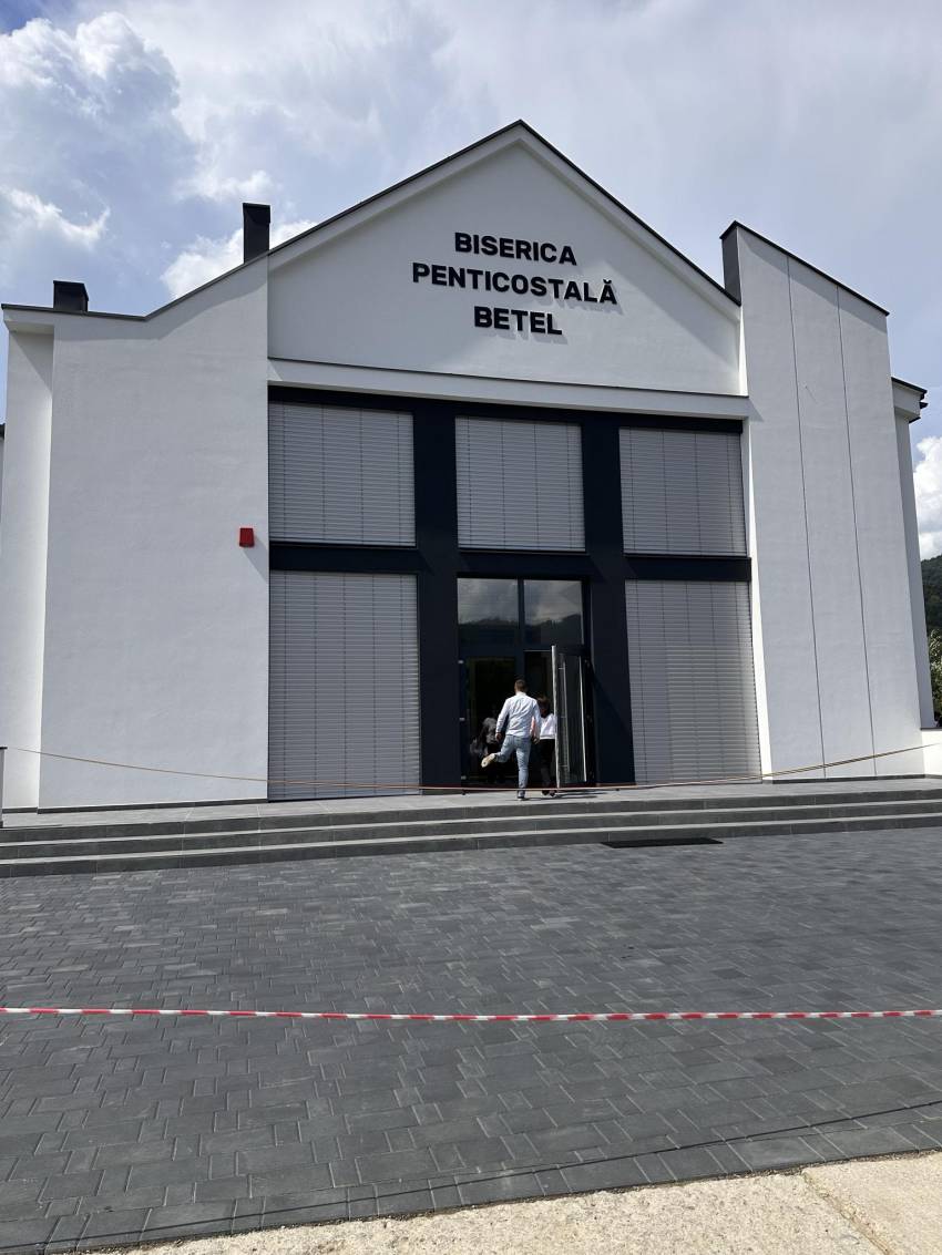 Nelu Filip ◉ CONSACRAREA NOULUI LOCAȘ DE ÎNCHINARE AL BISERICII “BETEL” RUSCOVA