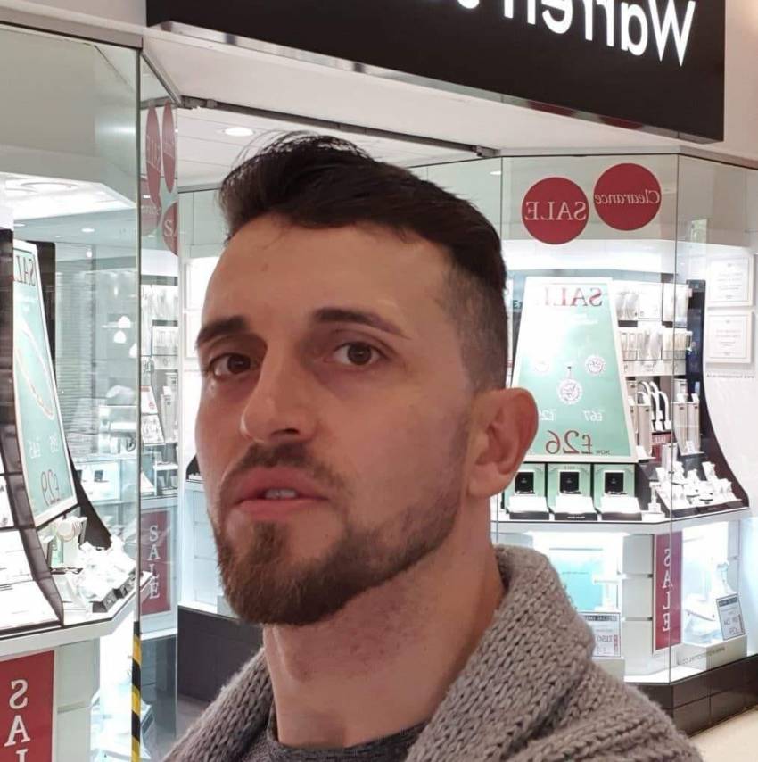 Onisim Botezatu ◉ Cântarea mea de jale. Familia Botezatu, fără Anduca, e tristă și incompletă...