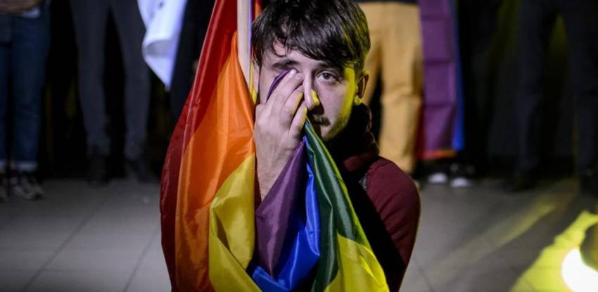 Franța recunoaște că toți cei 1.700 de infectați cu variola maimuței sunt homosexuali