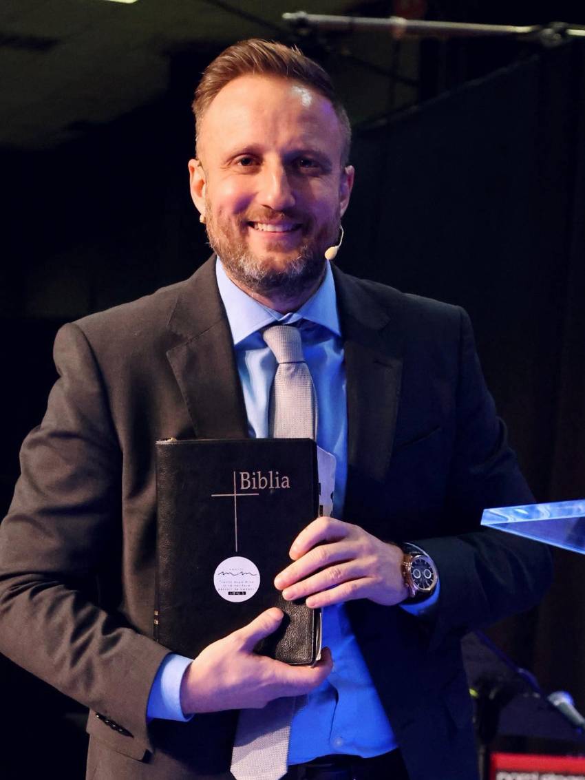 Tony Berbece ◉ Ce mi-a oferit Biblia… 