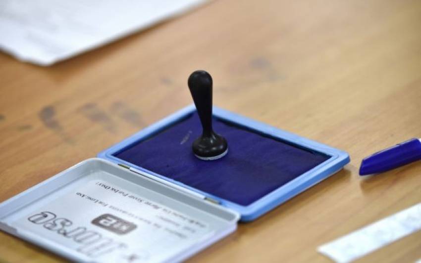 SONDAJ: 65,7% dintre români ar vota un partid naționalist, care promovează valori religioase și familia tradițională