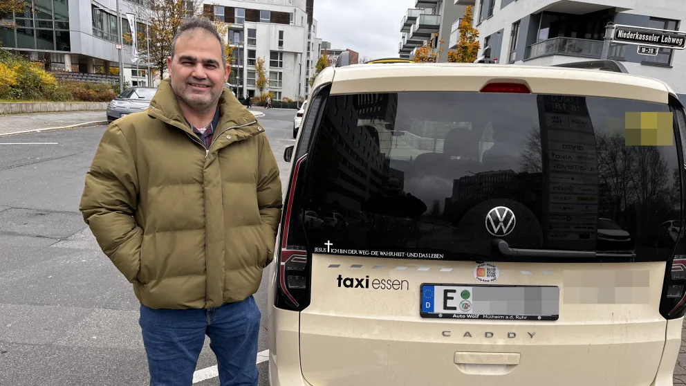 Un taximetrist din Germania e urmărit penal și riscă să-și piardă slujba pentru că a afișat versetul „Eu sunt Calea, Adevărul și Viața“ pe mașina sa