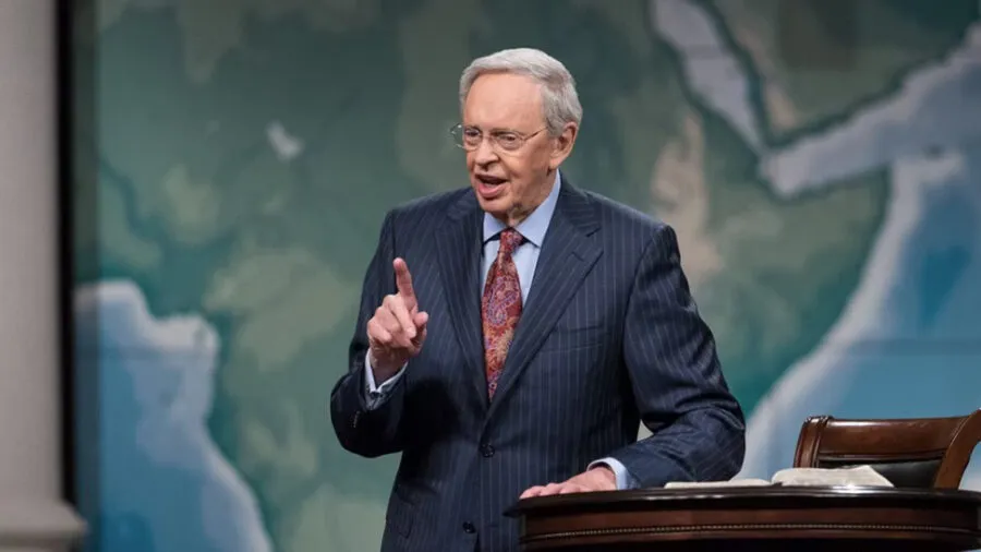 Dr. Charles Stanley, influentul lider creștin și autor, s-a stins din viață la 90 de ani