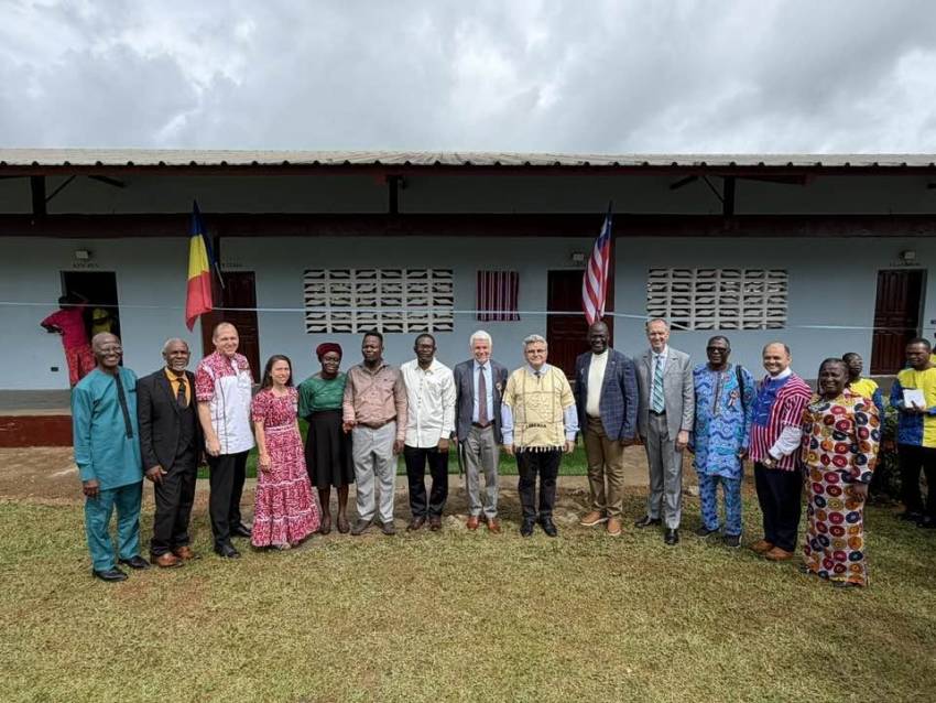 Nelu Filip ◉ O ZI ISTORICĂ PENTRU CREDINCIOȘII PENTICOSTALII DIN LIBERIA!