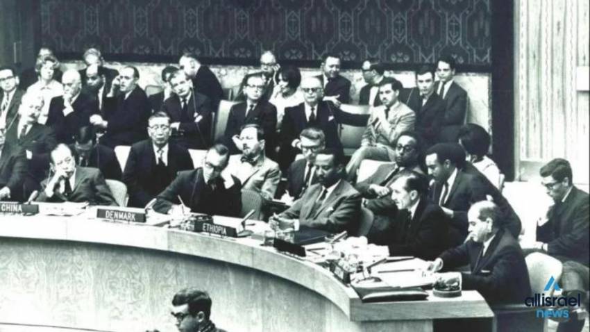 Ce este Rezoluția ONU 242, adoptată în unanimitate în 1967, care a însemnat să aducă o pace durabilă între Israel și vecinii arabi?