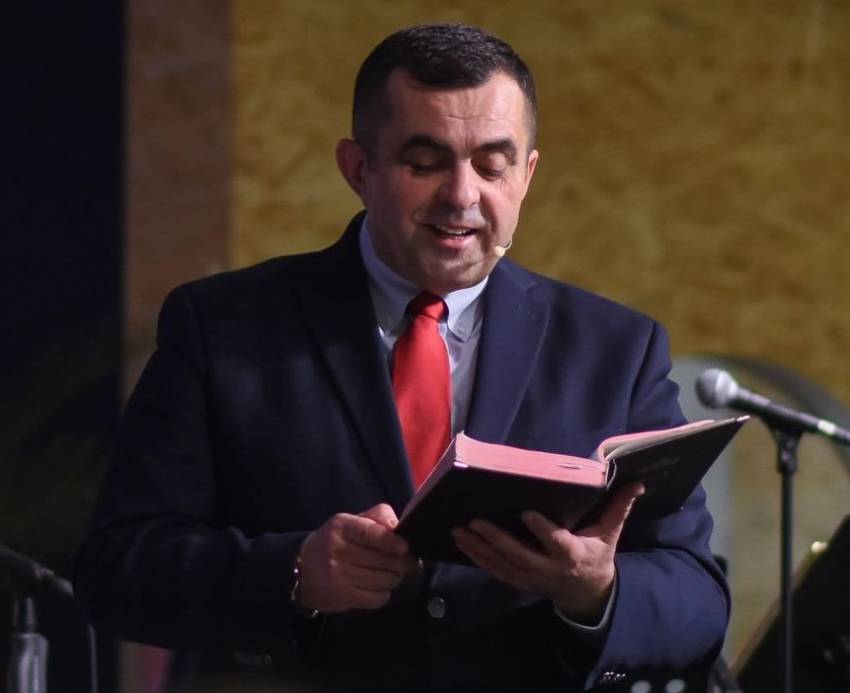 Samy Tuțac ◉ Delictul de opinie este iarăși pedepsit la baptiși și iarăși unii sunt 