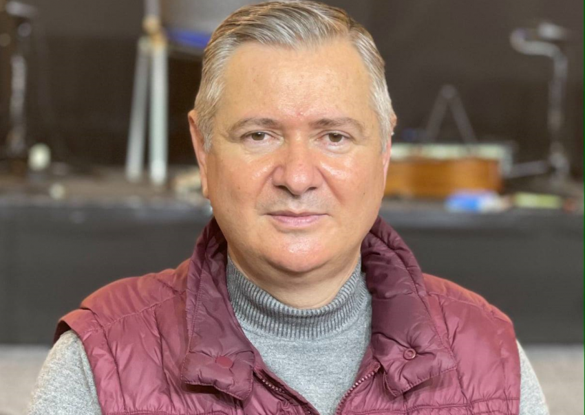 Florin Ianovici ◉ Ce vezi?