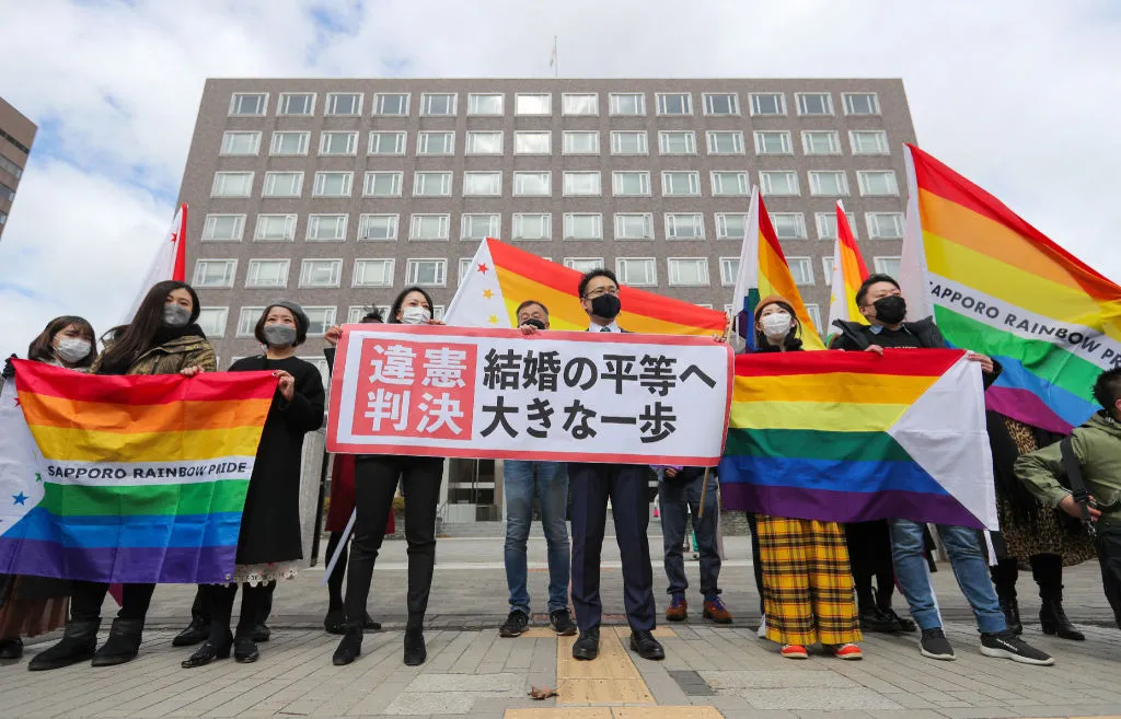 Japonia nu dă doi bani pe mișcarea pentru drepturile LGBTQ: Căsătoriile rămân interzise, a decis un tribunal
