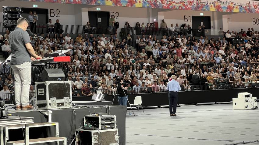 Nicolae Geantă ◉ DE CE ISUS? Turneu Misiunea Betania Chicago în România, 2024 (4, Bistrița)