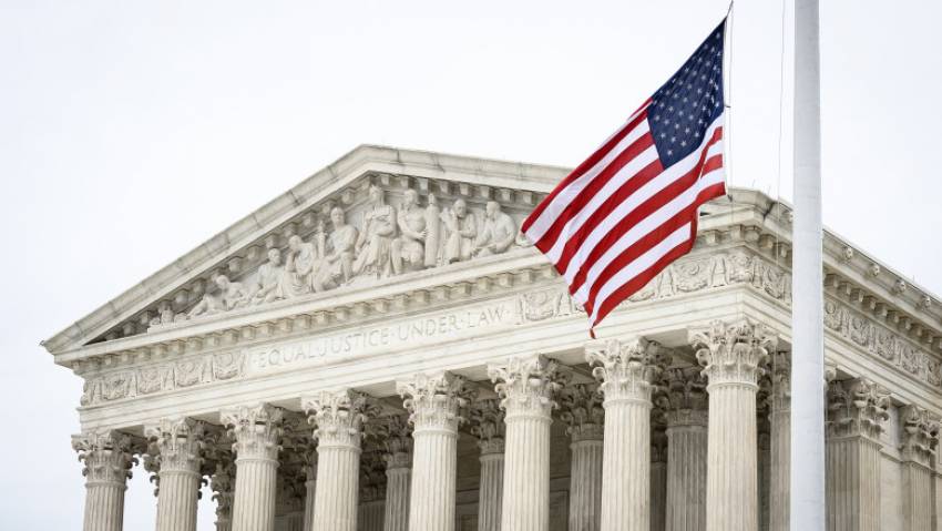 Curtea Supremă de Justiție a SUA menține legea din Texas care interzice întreruperile de sarcină