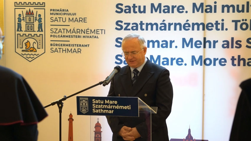 Inedit! Și exemplar! Rugăciune pentru oraş la Primăria Municipiului Satu Mare