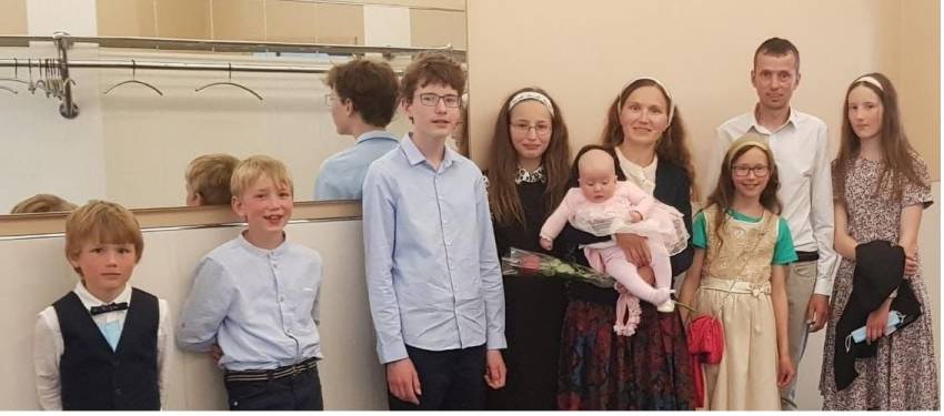 Solidari cu Familia Furdui: acțiuni de pichetaj în București