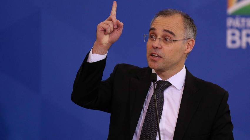 Senatul brazilian a aprobat numirea unui pastor evanghelic, desemnat de Jair Bolsonaro, la Curtea Supremă