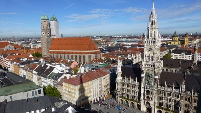 Primăria din Munchen nu se lasă: va decora în culorile curcubeului mai multe clădiri simbolice ...