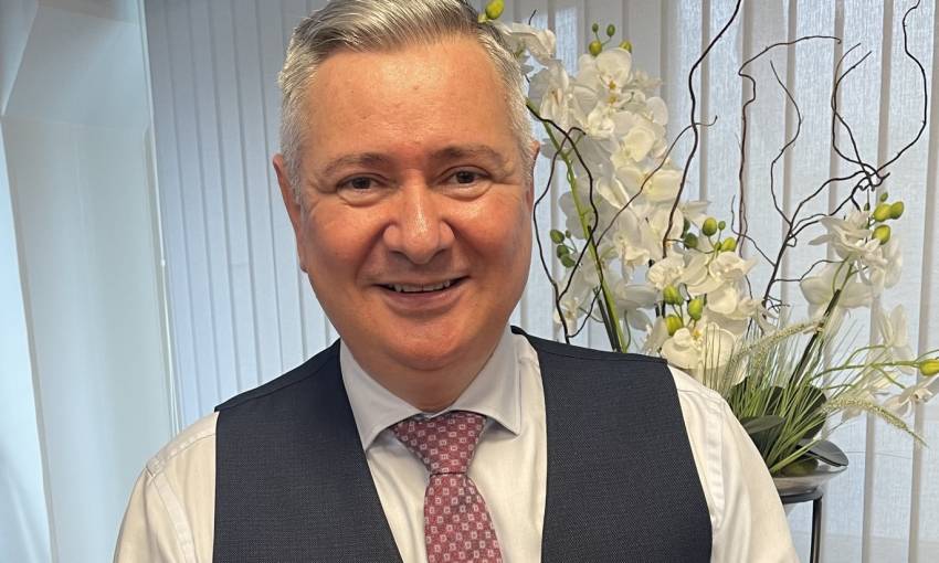 Florin Ianovici ◉ O poveste despre un orb