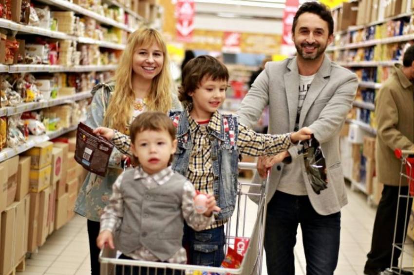 Creștinii care consideră că adopția gay nu este ideală, ar trebui să înceapă să adopte copii