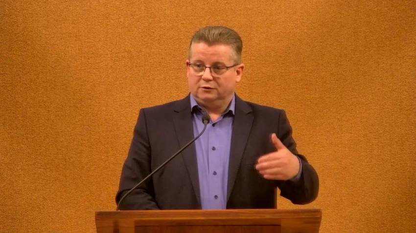 Emanuel Dobrin ◉ Voi merge la vot - nu vreau să fiu indiferent...