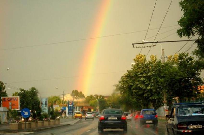 Florin Ianovici ◉ E curcubeul pe cer