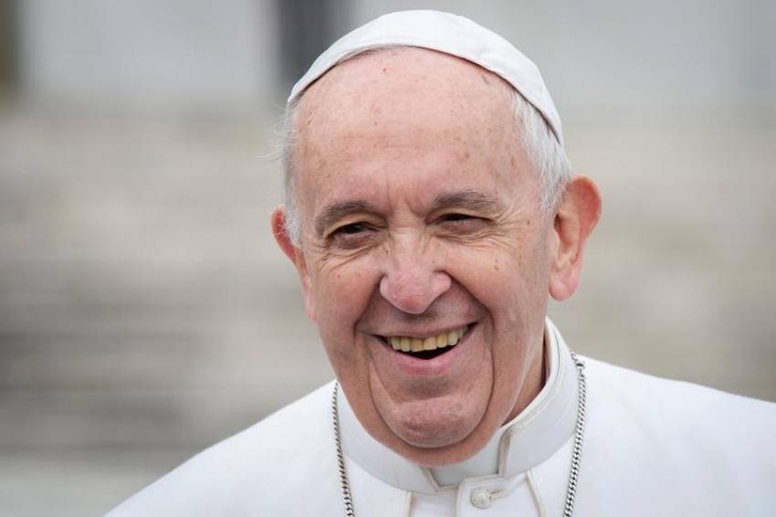 Papa Francisc deschide poarta catolicilor LGBT: Biserica nu vă respinge, este mamă și își cheamă toți copiii laolaltă