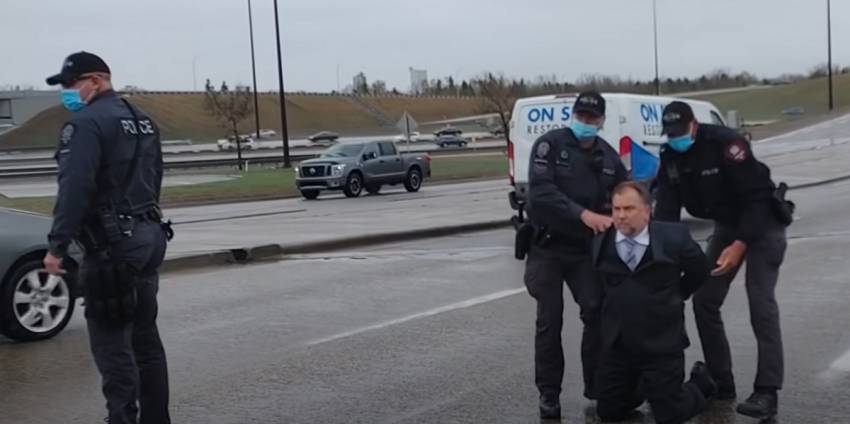 Este arestarea pastorului Arthur Pawlowski început de prigoană a bisericilor din Canada?