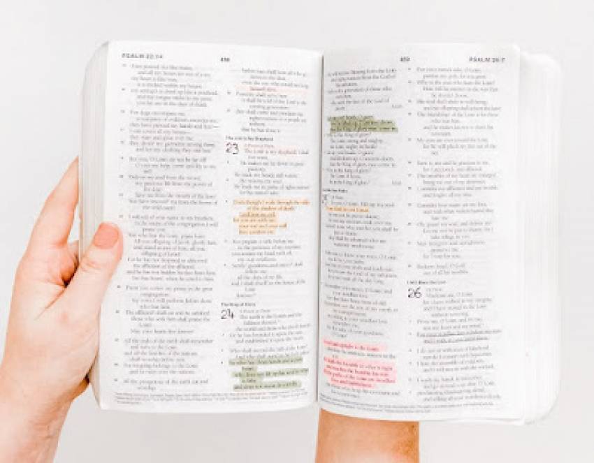 6 versete din Biblie pe care probabil că le citești greșit