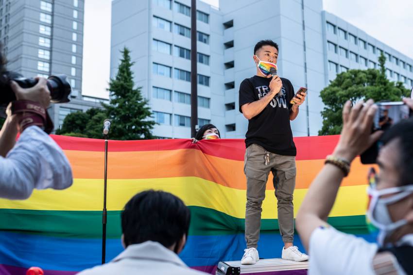 Sodomiţii cuceresc şi capitala Japoniei: Oraşul Tokyo va recunoaşte căsătoriile între persoanele de acelaşi sex