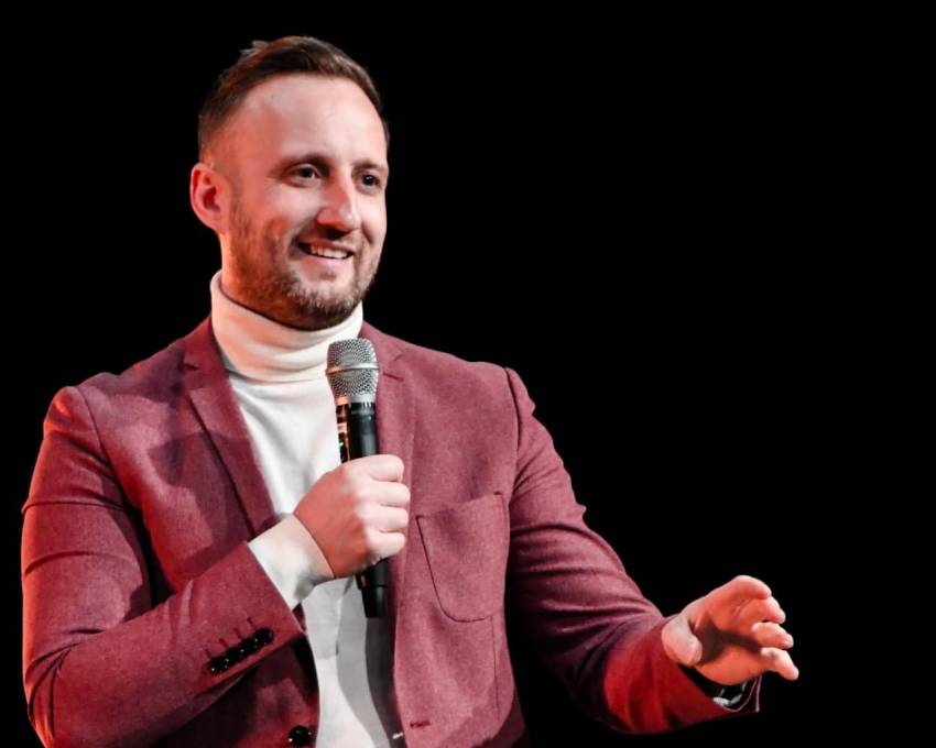 Tony Berbece ◉ În anul care vine să nu-ți mai fie…