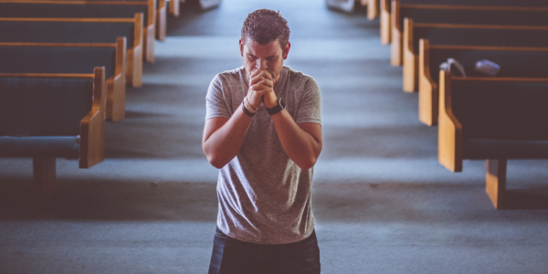 Raport: În Europa, creștinii ajung tot mai mult să se autocenzureze de teama persecuțiilor din societate