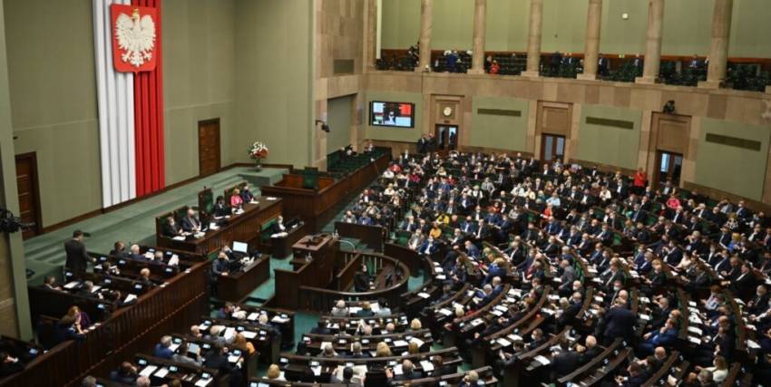 Deputații conservatori din Polonia vor să interzică paradele LGBT pe tot cuprinsul țării