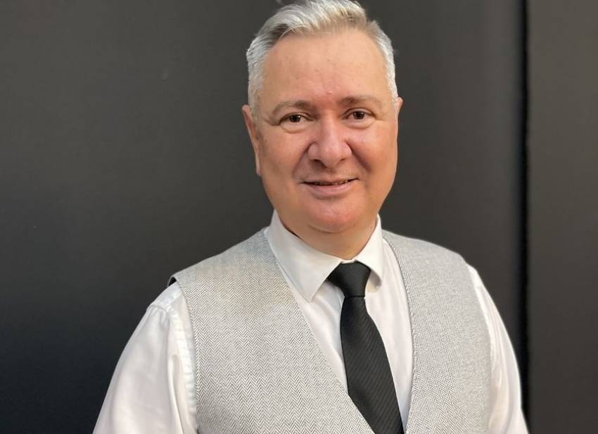 Florin Ianovici ◉ Ce vezi?