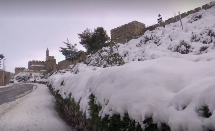 Fenomen rar în Israel: Ierusalimul a fost acoperit de zăpadă (VIDEO & FOTO)